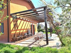 Casa Bi/Trifamiliare in Residenziale