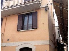 Casa Bi/Trifamiliare in Residenziale
