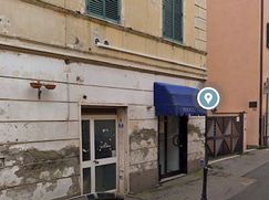 Negozio/Locale commerciale in Commerciale