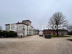Edificio in Residenziale