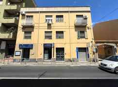 Negozio/Locale commerciale in Commerciale