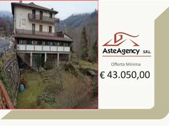 Casa Bi/Trifamiliare in Residenziale