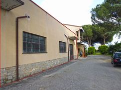 Capannone in Commerciale