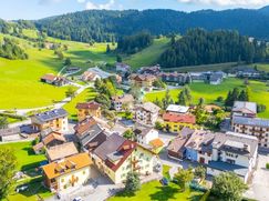 Casa Bi/Trifamiliare in Residenziale