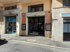 Negozio/Locale commerciale in Commerciale