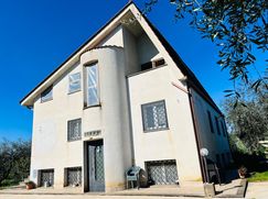 Villa in Residenziale