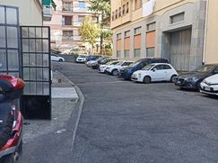 Negozio/Locale commerciale in Commerciale