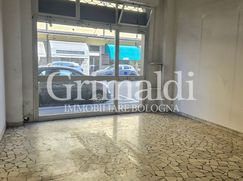 Negozio/Locale commerciale in Commerciale