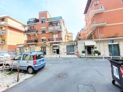 Negozio/Locale commerciale in Commerciale