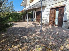 Casa Bi/Trifamiliare in Residenziale