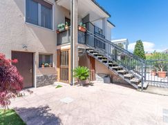 Casa Bi/Trifamiliare in Residenziale