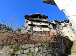 Casa Bi/Trifamiliare in Residenziale