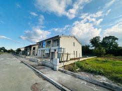 Casa Bi/Trifamiliare in Residenziale