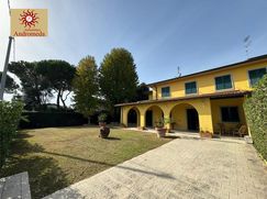 Villa in Residenziale