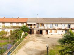 Casa Bi/Trifamiliare in Residenziale