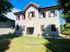 Casa indipendente in Residenziale