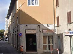 Negozio/Locale commerciale in Commerciale