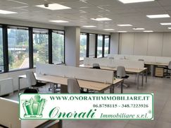 Ufficio in Commerciale
