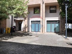 Negozio/Locale commerciale in Commerciale