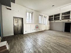 Negozio/Locale commerciale in Commerciale