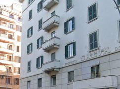 Negozio/Locale commerciale in Commerciale