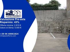 Box/posto auto in Residenziale