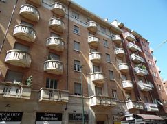 Negozio/Locale commerciale in Commerciale