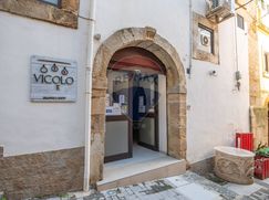 Negozio/Locale commerciale in Commerciale