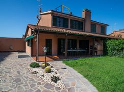 Villa in Residenziale