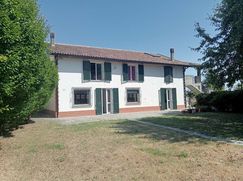 Casa Bi/Trifamiliare in Residenziale