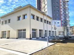 Negozio/Locale commerciale in Commerciale