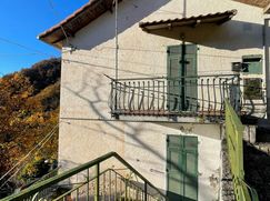 Casa Bi/Trifamiliare in Residenziale