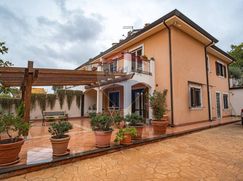 Villa in Residenziale
