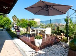 Casa Bi/Trifamiliare in Residenziale