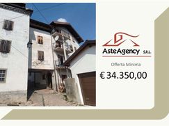 Casa Bi/Trifamiliare in Residenziale