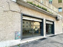 Negozio/Locale commerciale in Commerciale
