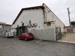 Capannone in Commerciale