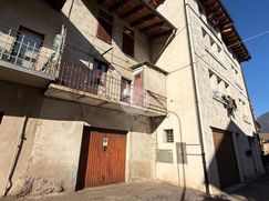 Casa Bi/Trifamiliare in Residenziale