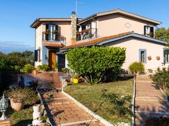 Villa in Residenziale