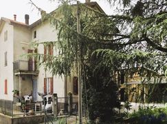 Casa Bi/Trifamiliare in Residenziale