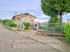 Casa indipendente in Residenziale