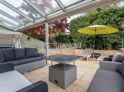 Casa Bi/Trifamiliare in Residenziale
