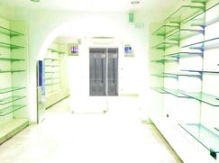 Negozio/Locale commerciale in Commerciale