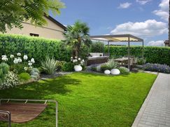 Casa Bi/Trifamiliare in Residenziale