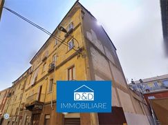 Negozio/Locale commerciale in Commerciale