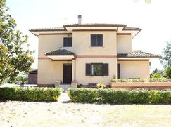 Casa indipendente in Residenziale