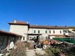 Casa Bi/Trifamiliare in Residenziale