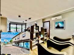 Negozio/Locale commerciale in Commerciale