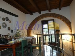 Casa Bi/Trifamiliare in Residenziale