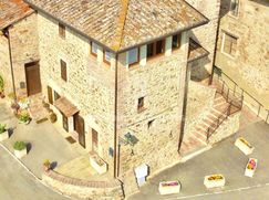 Casa Bi/Trifamiliare in Residenziale